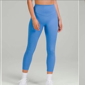 🍋Lululemon All The Right Places Crop🍋